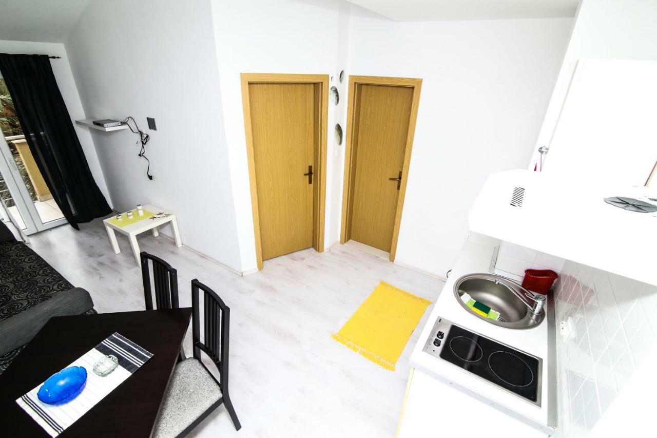 Apartments Alma Podgora Exterior foto